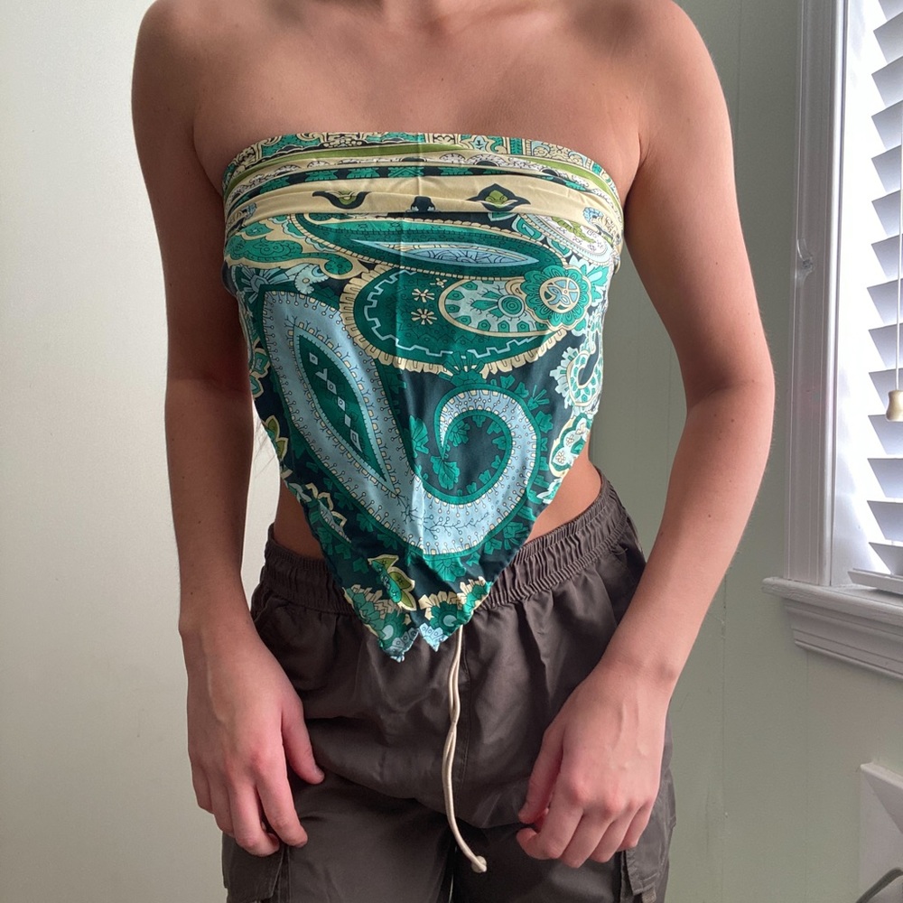 Green scarf top